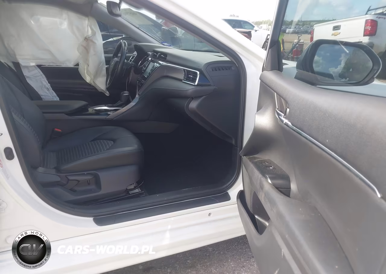 2018 Toyota Camry Se VIN:4T1B11HKXJU674910 - 5