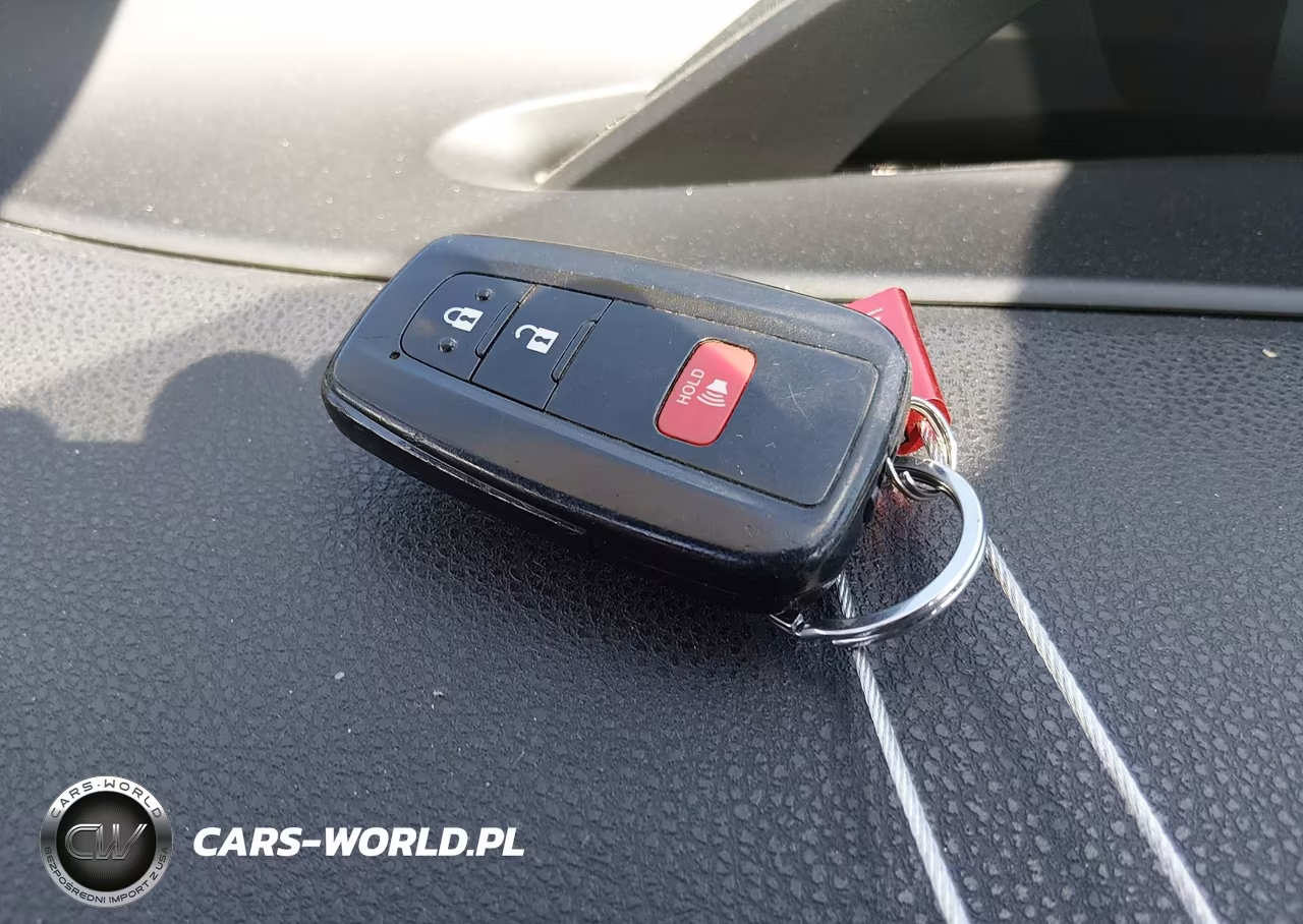 2016 Toyota Prius Three Touring VIN:JTDKARFU5G3026803 - 11