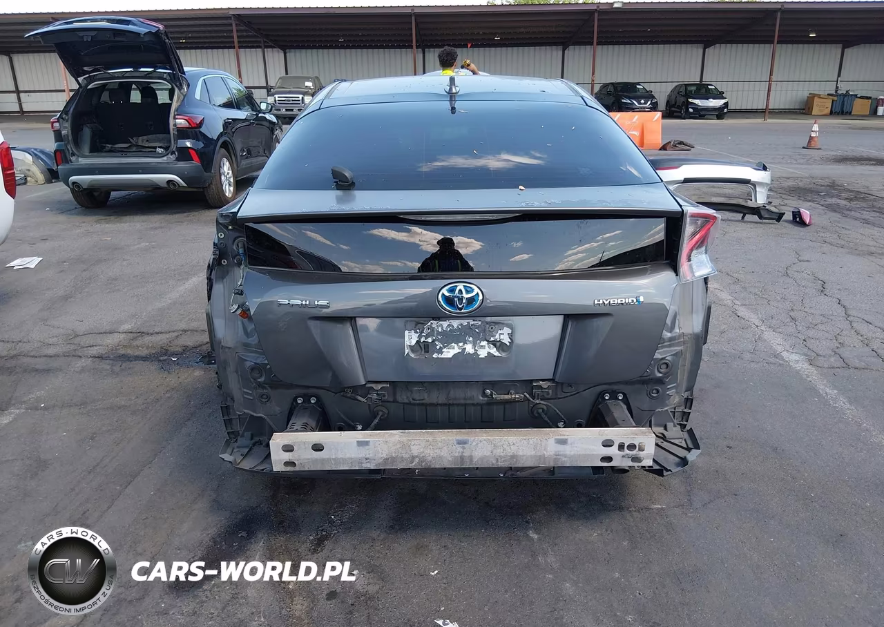 2016 Toyota Prius Three Touring VIN:JTDKARFU5G3026803 - 18