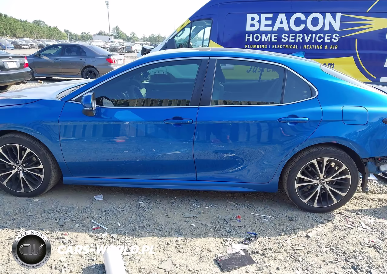 2018 Toyota Camry Se VIN:4T1B11HKXJU019002 - 15