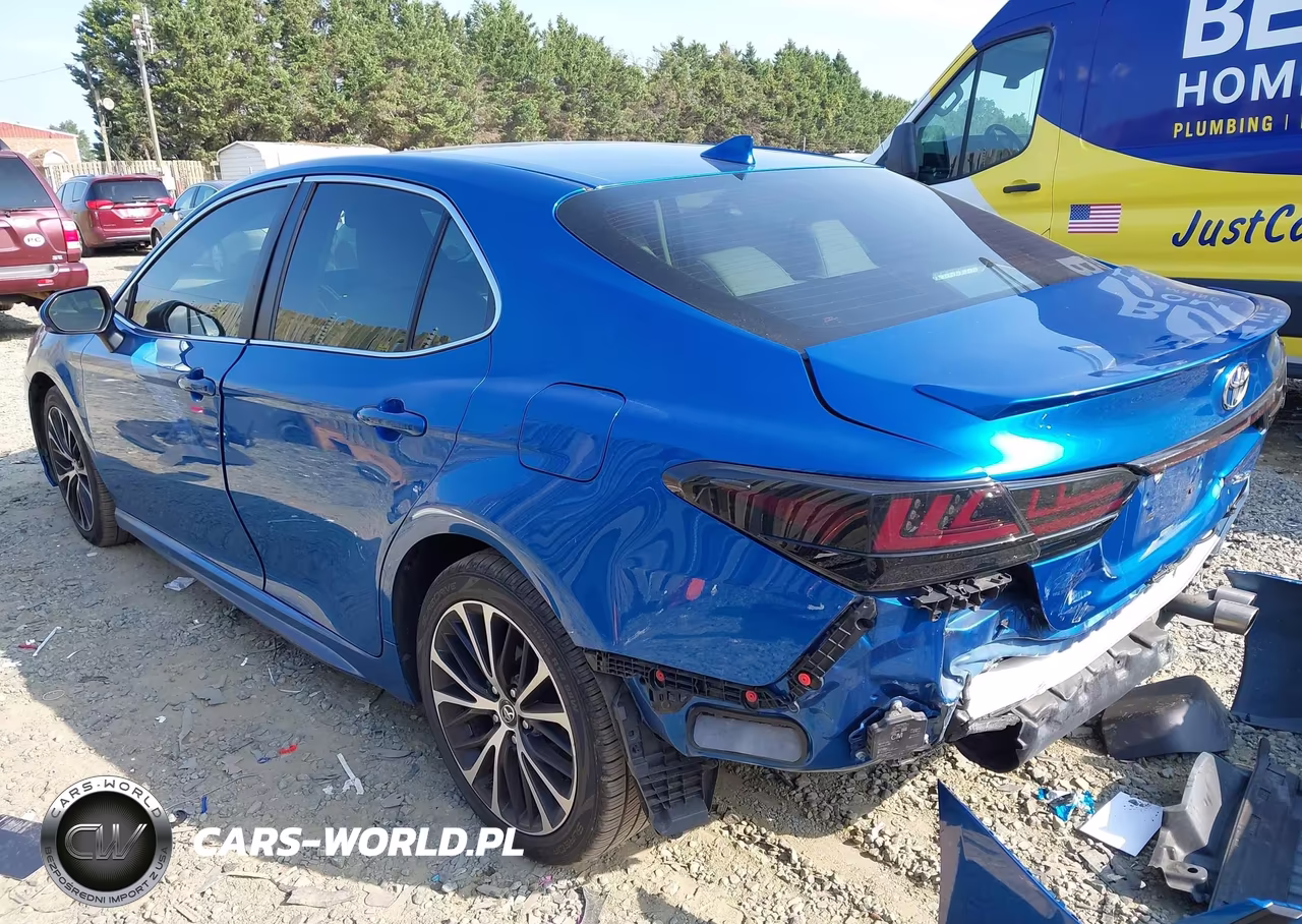 2018 Toyota Camry Se VIN:4T1B11HKXJU019002 - 3
