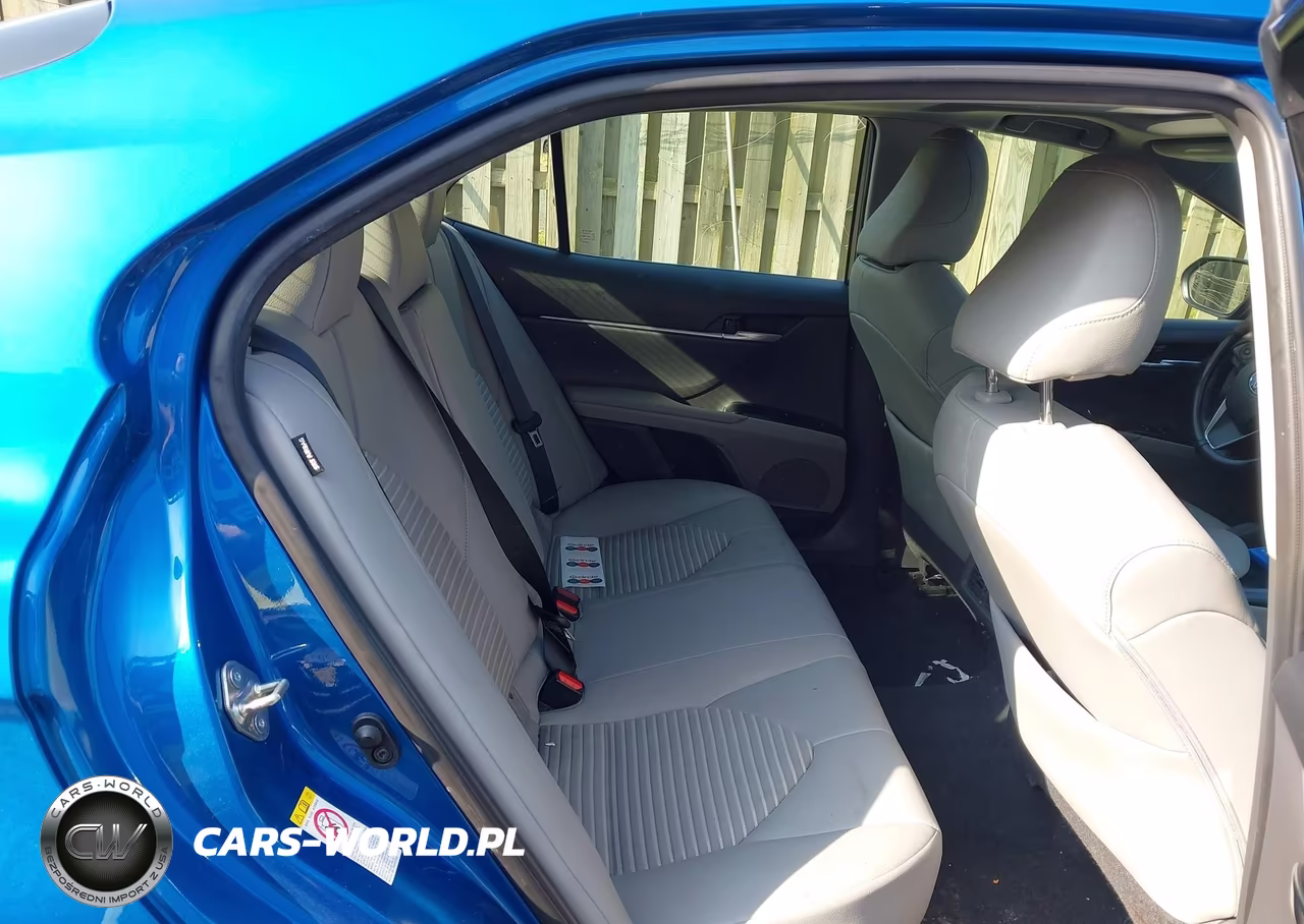 2018 Toyota Camry Se VIN:4T1B11HKXJU019002 - 8