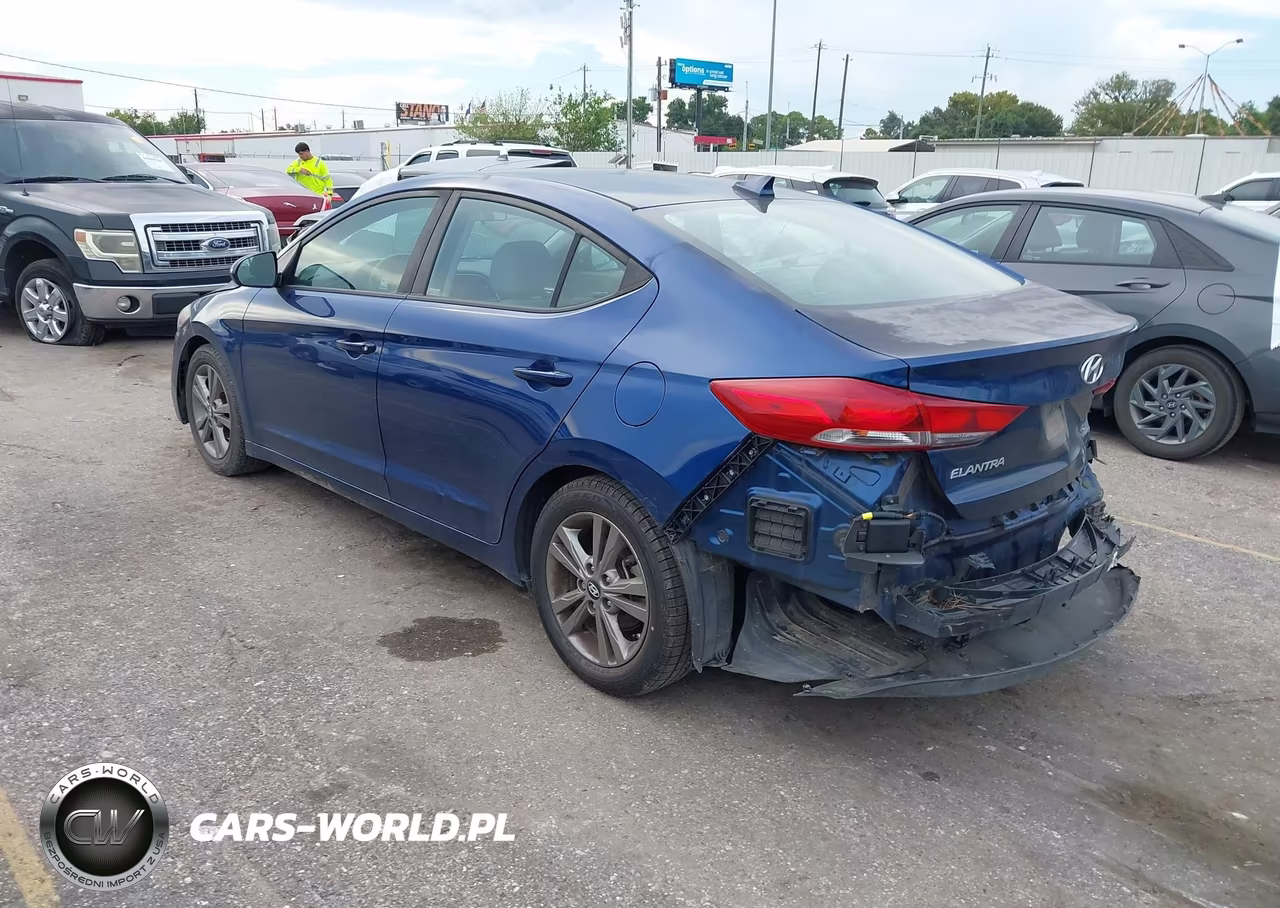 2018 Hyundai Elantra Sel VIN:5NPD84LF0JH321168 - 3