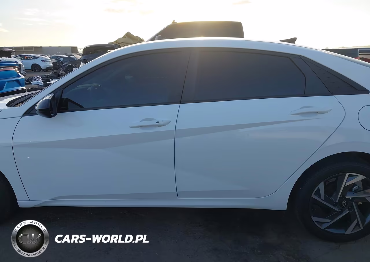 2025 Hyundai Elantra Sel Sport VIN:KMHLM4DG7SU016428 - 15
