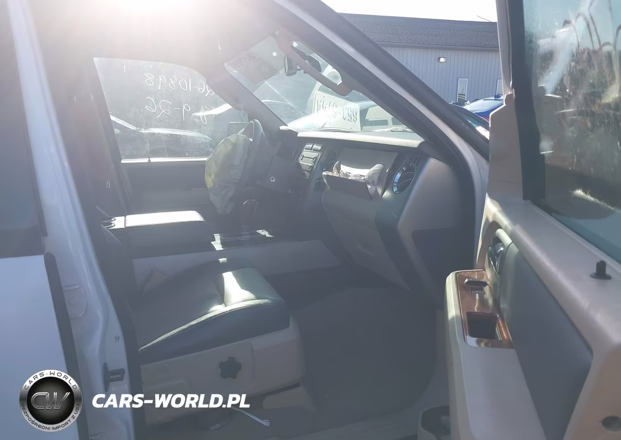 2007 Ford Expedition Eddie Bauer VIN:1FMFU18557LA61420 - 5