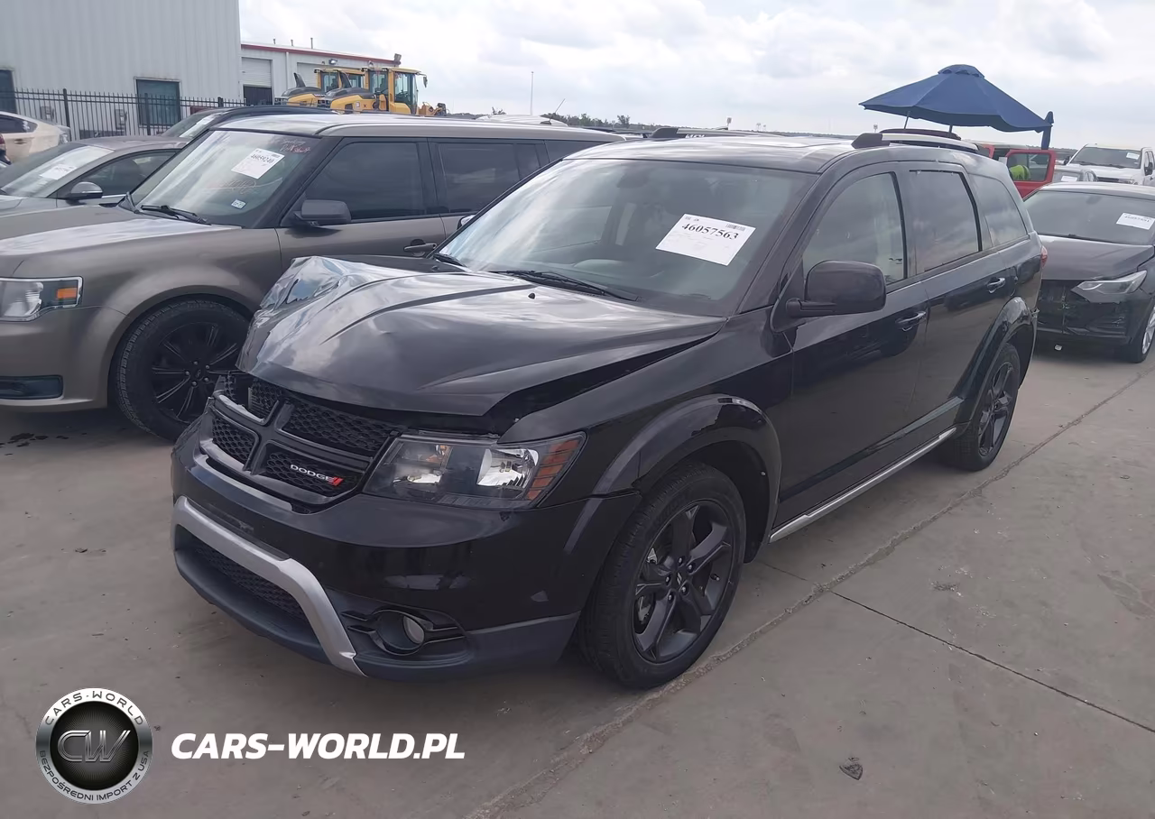2020 Dodge Journey Crossroad VIN:3C4PDCGB7LT266702 - 2