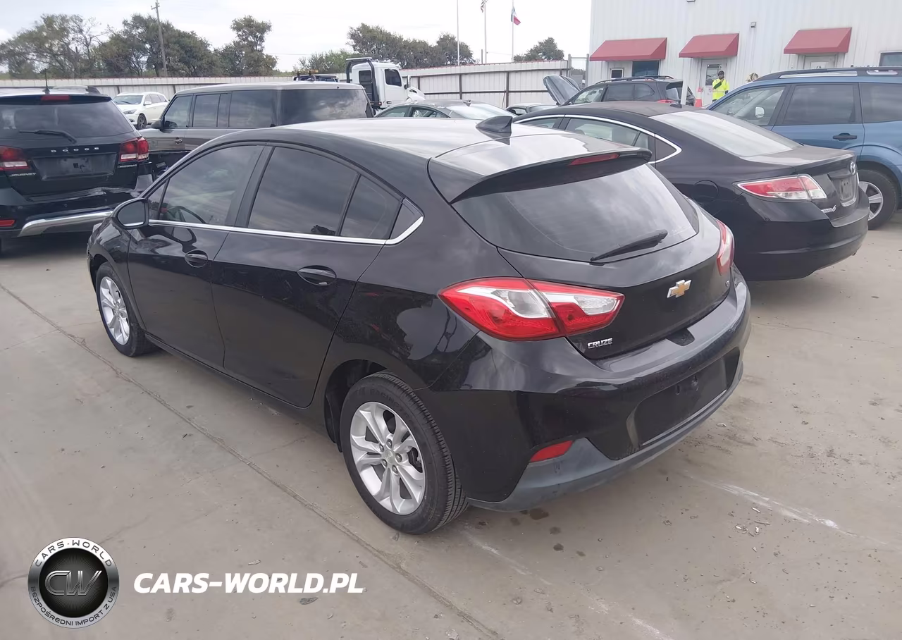 2019 Chevrolet Cruze Lt VIN:3G1BE6SM7KS545310 - 3