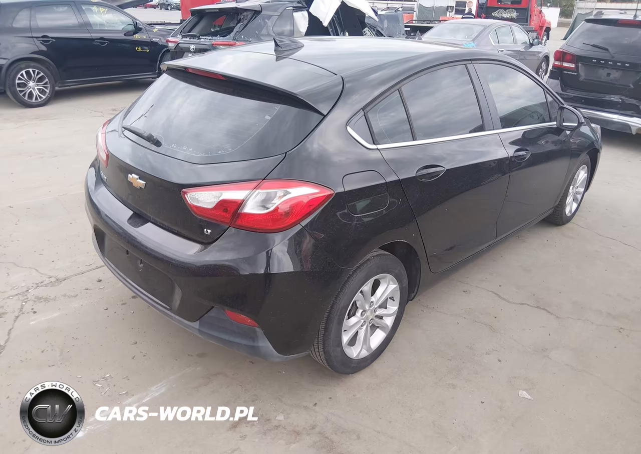 2019 Chevrolet Cruze Lt VIN:3G1BE6SM7KS545310 - 4