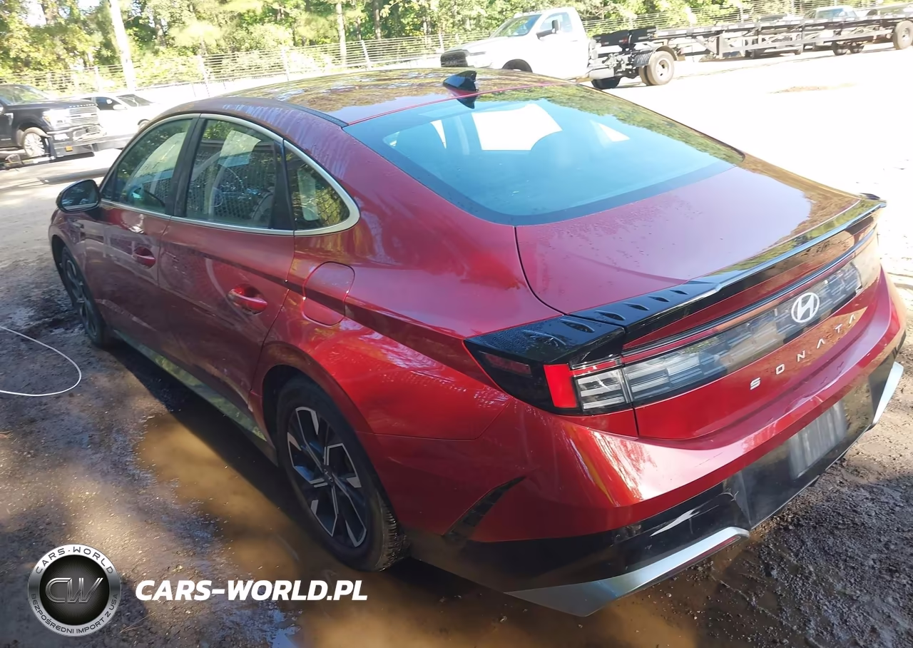 2025 Hyundai Sonata Sel VIN:KMHL64JA1SA473893 - 3