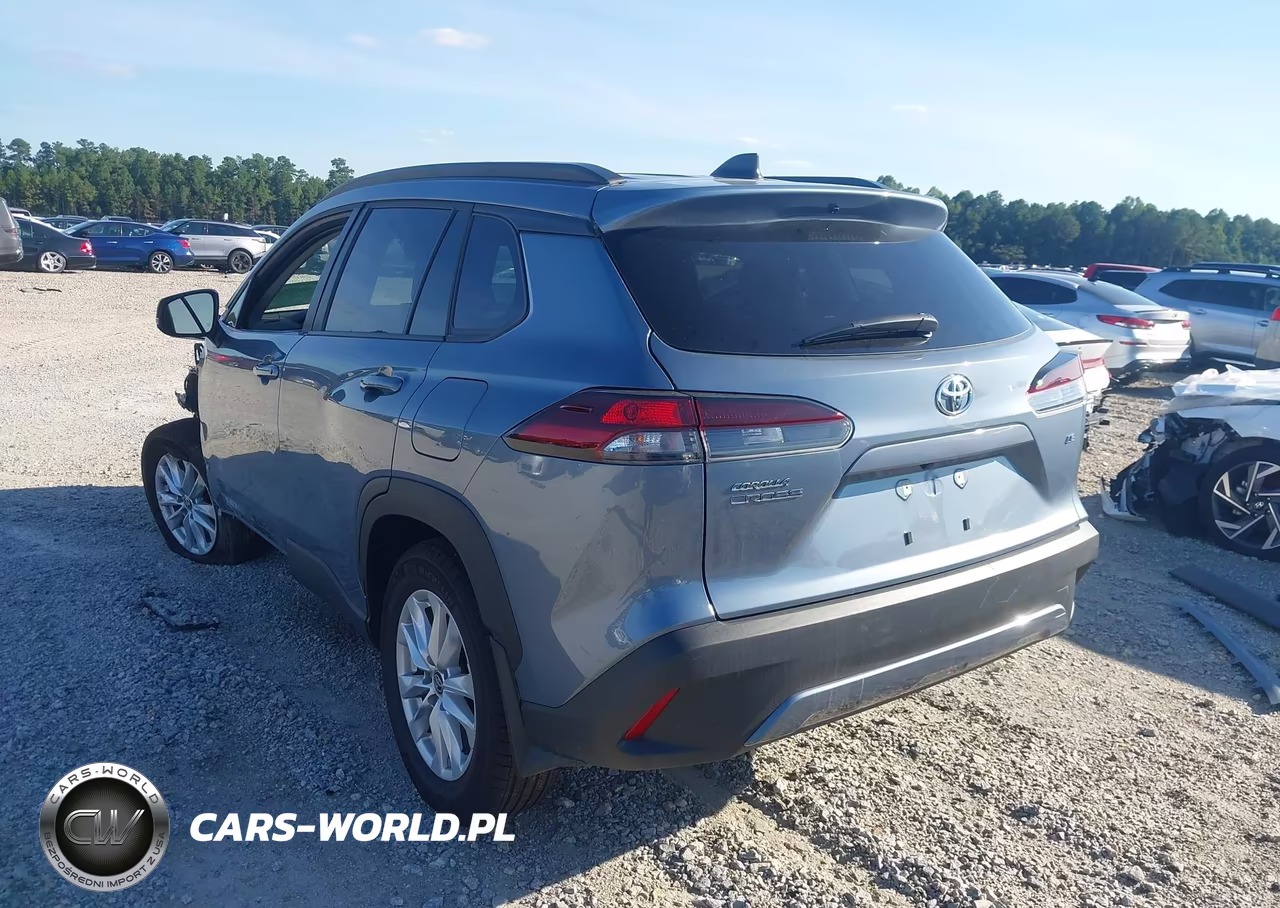 2026 Toyota Corolla Cross Le VIN:7MUCAAAG9TV187516 - 3