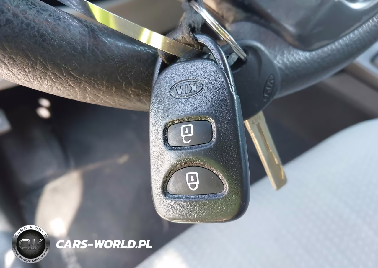 2012 Kia Sorento Lx VIN:5XYKT3A16CG285942 - 11