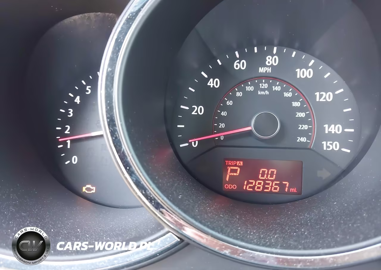 2012 Kia Sorento Lx VIN:5XYKT3A16CG285942 - 7