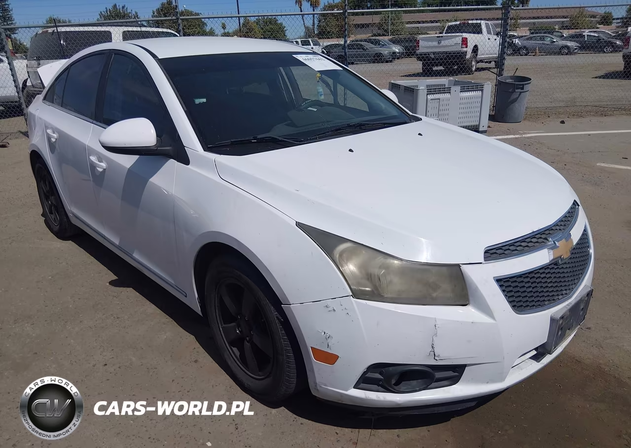 2013 Chevrolet Cruze 1Lt Manual – zdjęcie 1 z 20