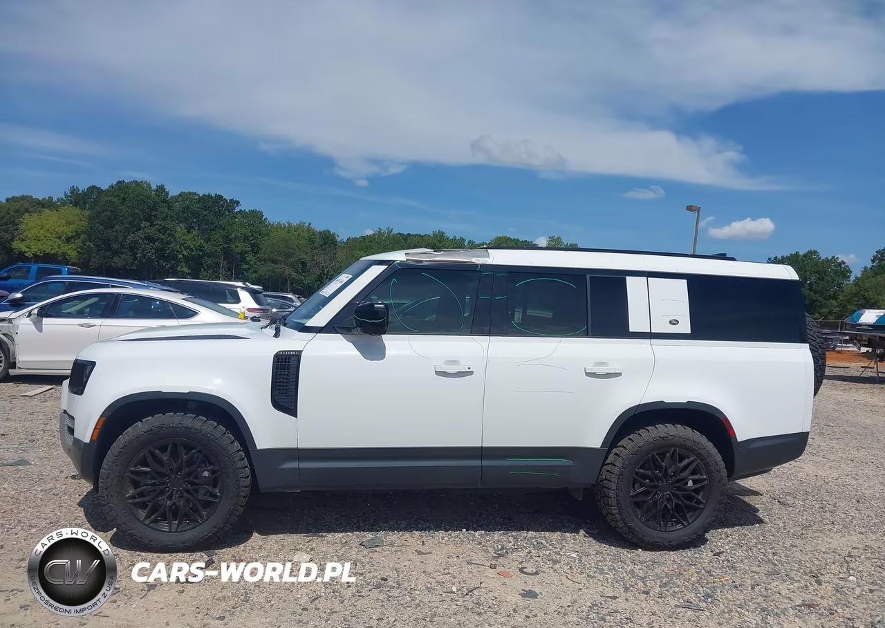 2024 Land Rover Defender 130 P300 S VIN:SALEJFFUXR2295571 - 14