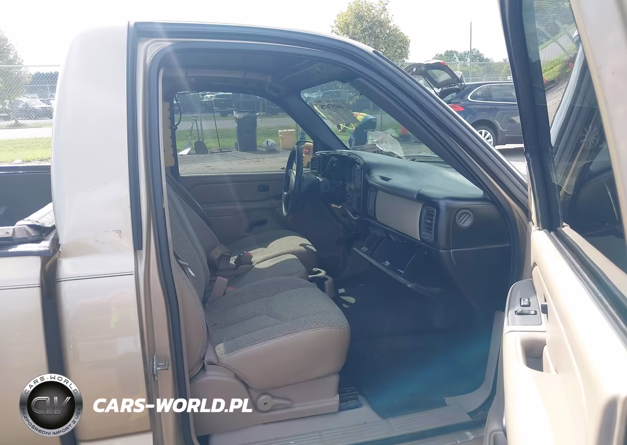 2005 Chevrolet Silverado C1500 VIN:1GCEC14ZX5Z281061 - 5