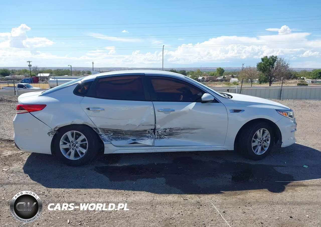 2016 Kia Optima Lx VIN:5XXGT4L30GG020325 - 13