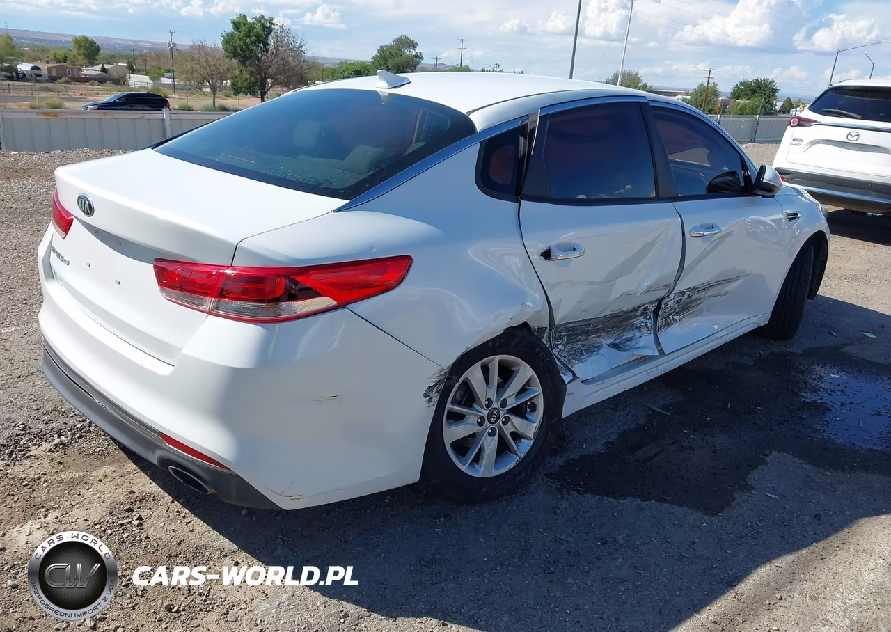 2016 Kia Optima Lx VIN:5XXGT4L30GG020325 - 4