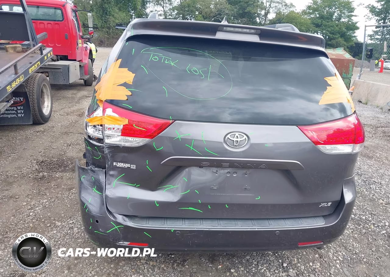 2011 Toyota Sienna Xle V6 VIN:5TDYK3DC9BS093846 - 16