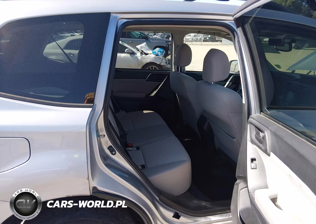 2016 Subaru Forester 2.5I Premium VIN:JF2SJADCXGH468752 - 8