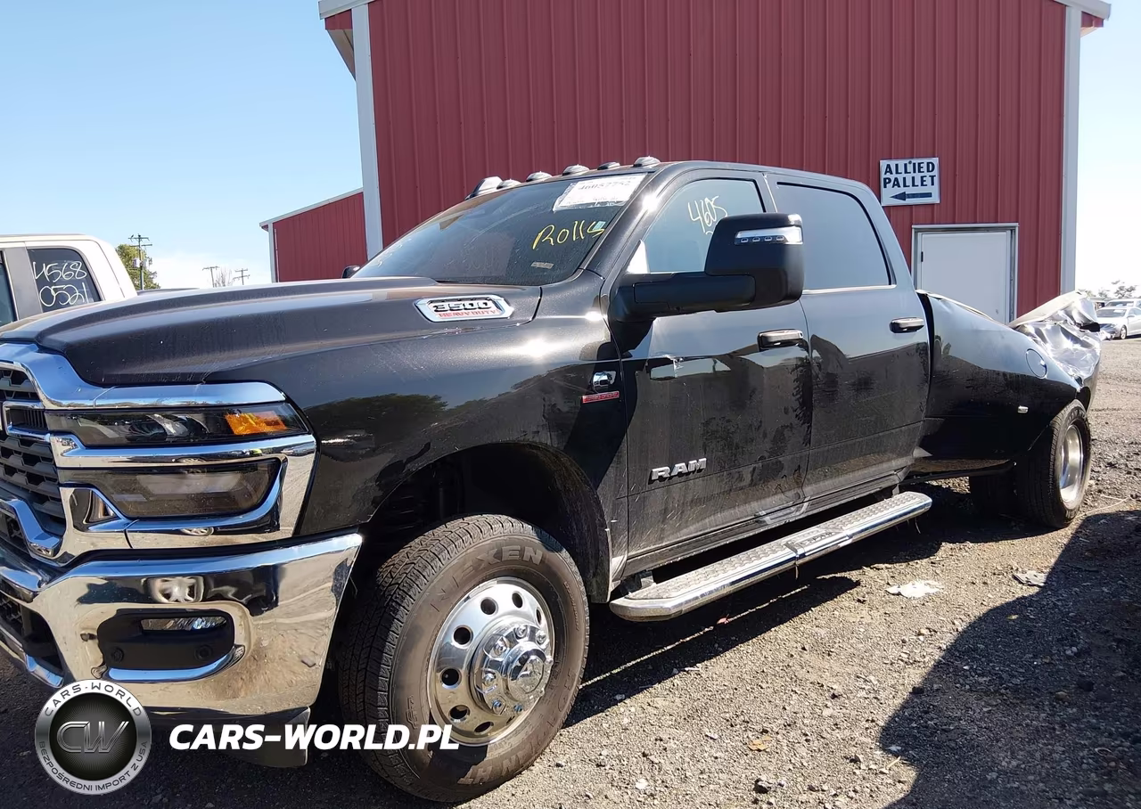 2026 Ram 3500 Big Horn 4X4 8' Box VIN:3C63RRHLXTG338955 - 2