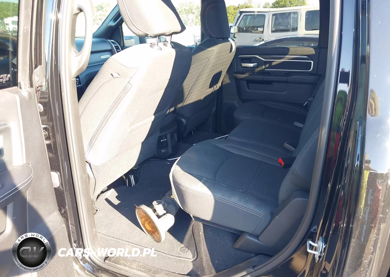 2026 Ram 3500 Big Horn 4X4 8' Box VIN:3C63RRHLXTG338955 - 6