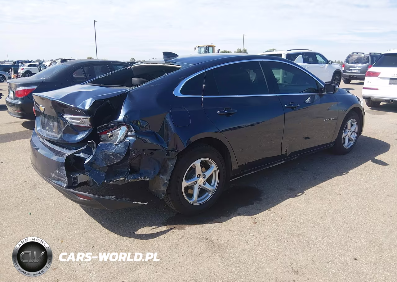 2017 Chevrolet Malibu 1Lt VIN:1G1ZE5STXHF146596 - 4