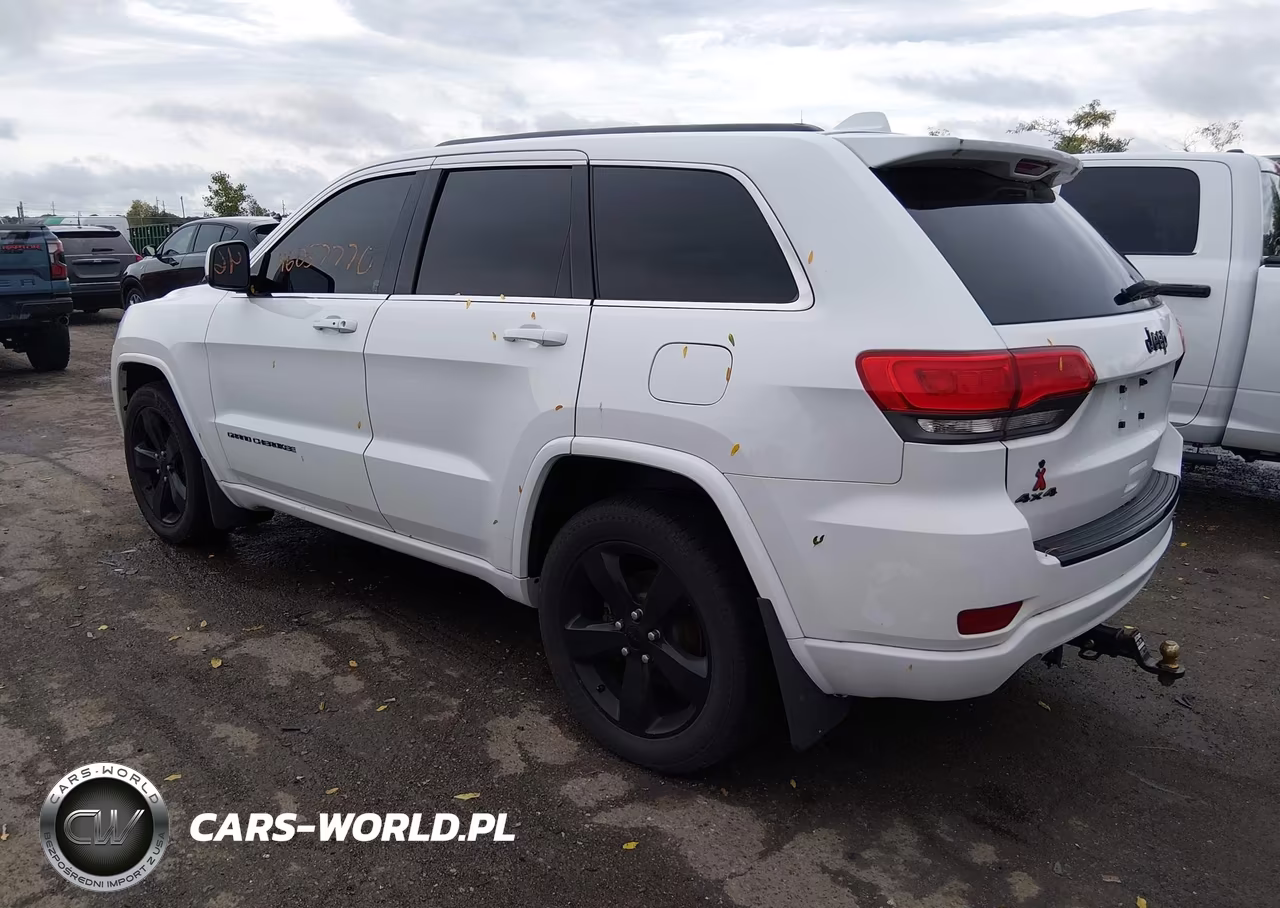 2014 Jeep Grand Cherokee Altitude VIN:1C4RJFAG4EC518847 - 3