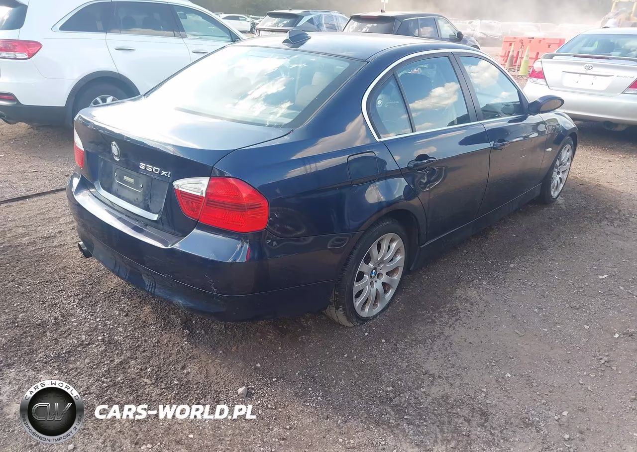 2006 BMW 330Xi VIN:WBAVD33506KV62994 - 4