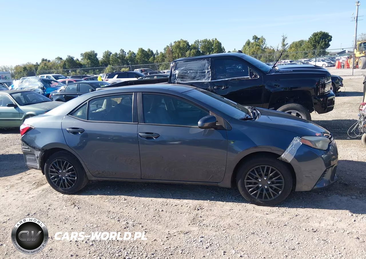 2015 Toyota Corolla Le VIN:5YFBURHE9FP315847 - 14