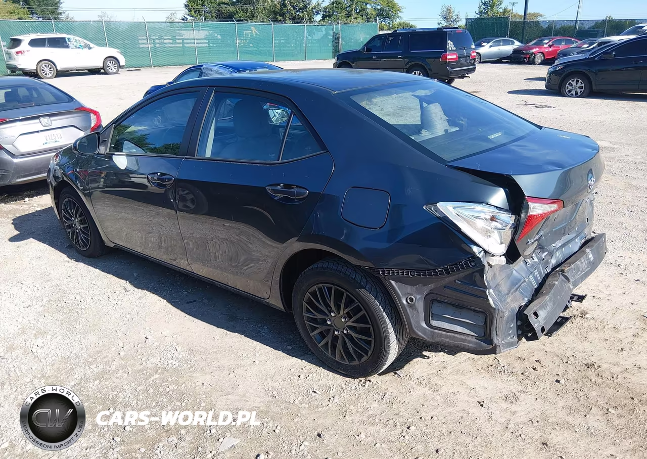 2015 Toyota Corolla Le VIN:5YFBURHE9FP315847 - 3