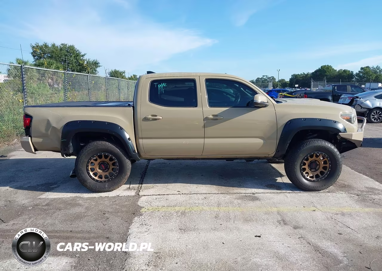 2017 Toyota Tacoma Trd Sport VIN:5TFCZ5AN1HX064027 - 13