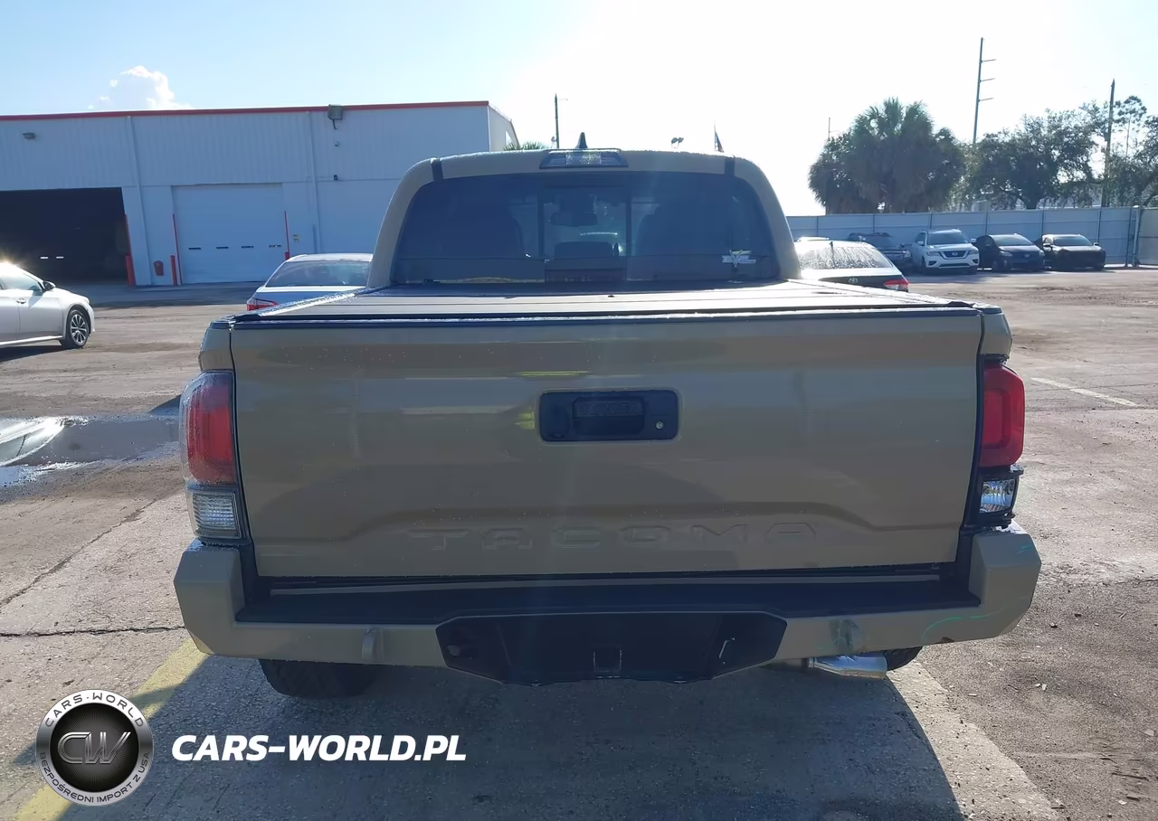 2017 Toyota Tacoma Trd Sport VIN:5TFCZ5AN1HX064027 - 16