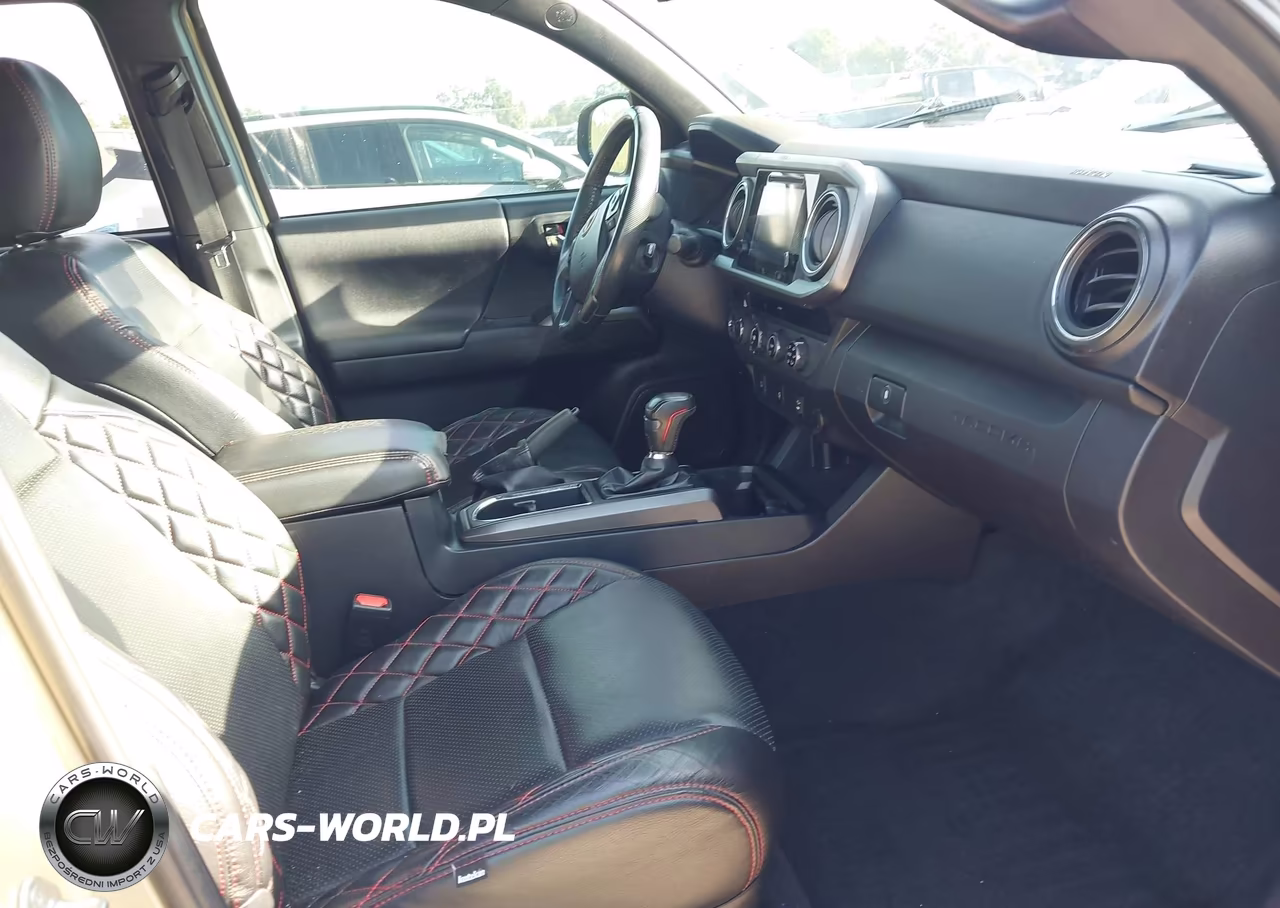 2017 Toyota Tacoma Trd Sport VIN:5TFCZ5AN1HX064027 - 5