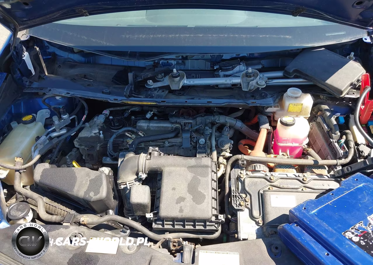2014 Toyota Prius V Three VIN:JTDZN3EU8E3328360 - 10