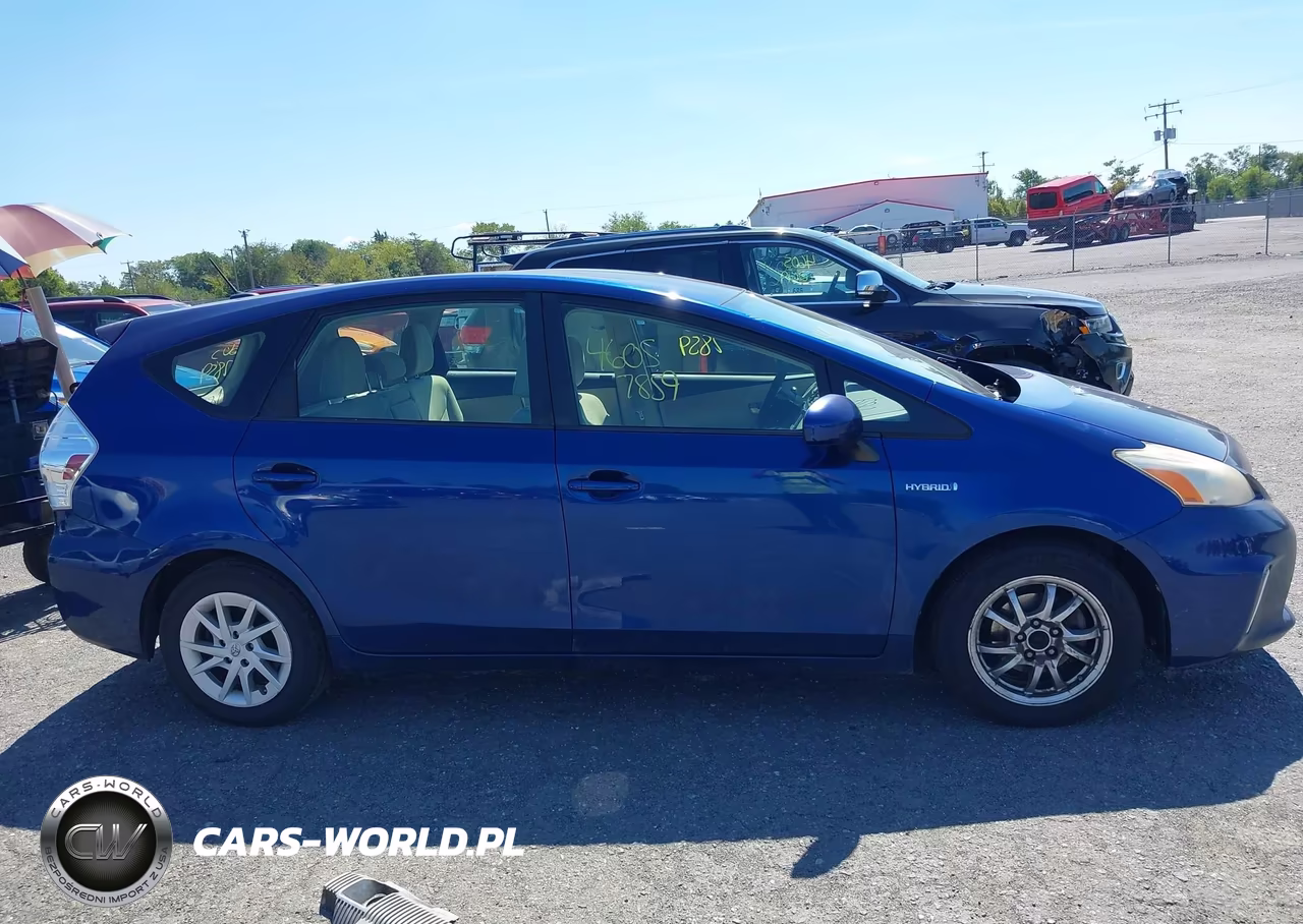2014 Toyota Prius V Three VIN:JTDZN3EU8E3328360 - 14