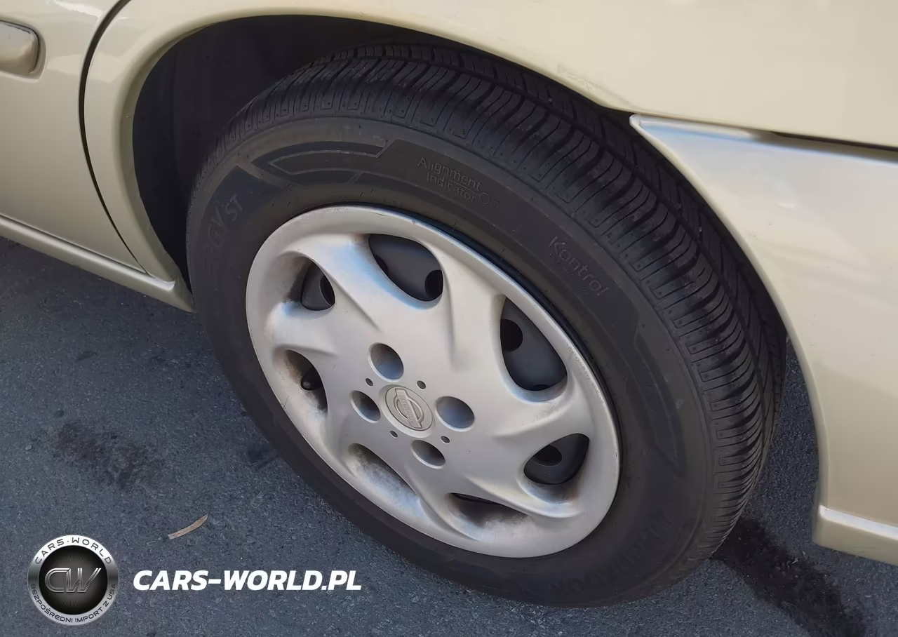1998 Nissan Altima Gle-Gxe-Se-Xe VIN:1N4DL01D0WC154473 - 13