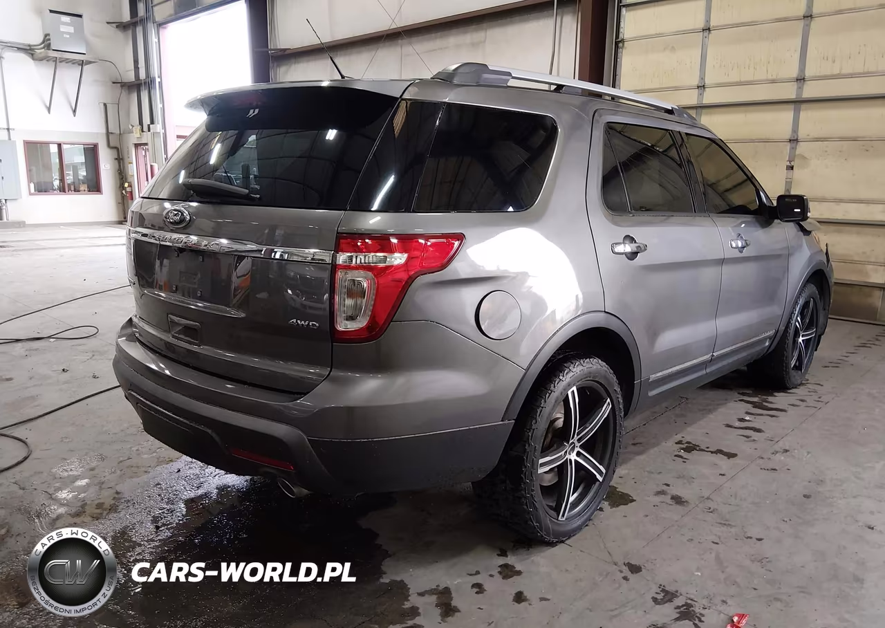 2014 Ford Explorer Limited VIN:1FM5K8F87EGC07605 - 4