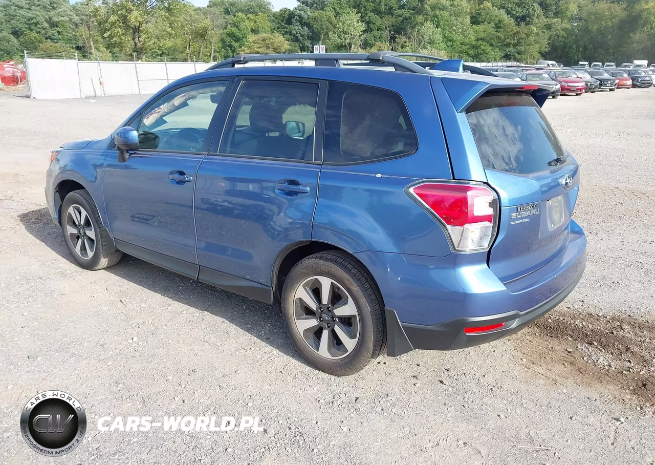 2018 Subaru Forester 2.5I Premium VIN:JF2SJAEC6JH518410 - 3