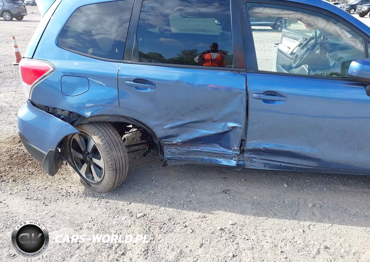 2018 Subaru Forester 2.5I Premium VIN:JF2SJAEC6JH518410 - 6
