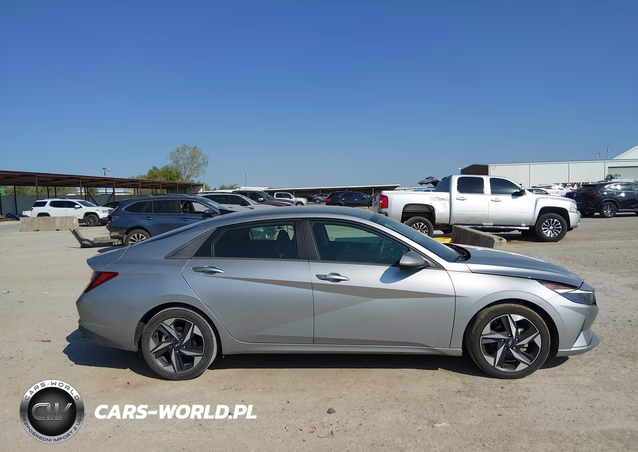 2023 Hyundai Elantra Sel VIN:5NPLS4AG0PH117813 - 13