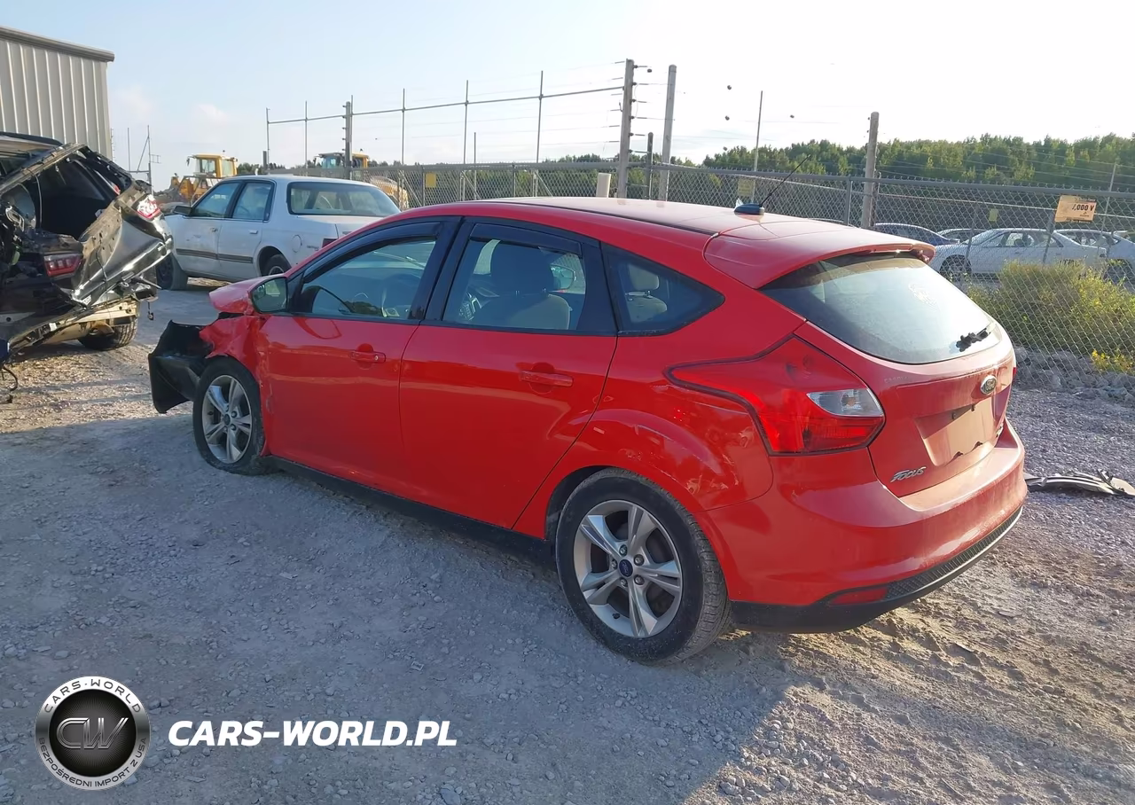 2014 Ford Focus Se VIN:1FADP3K22EL265074 - 3