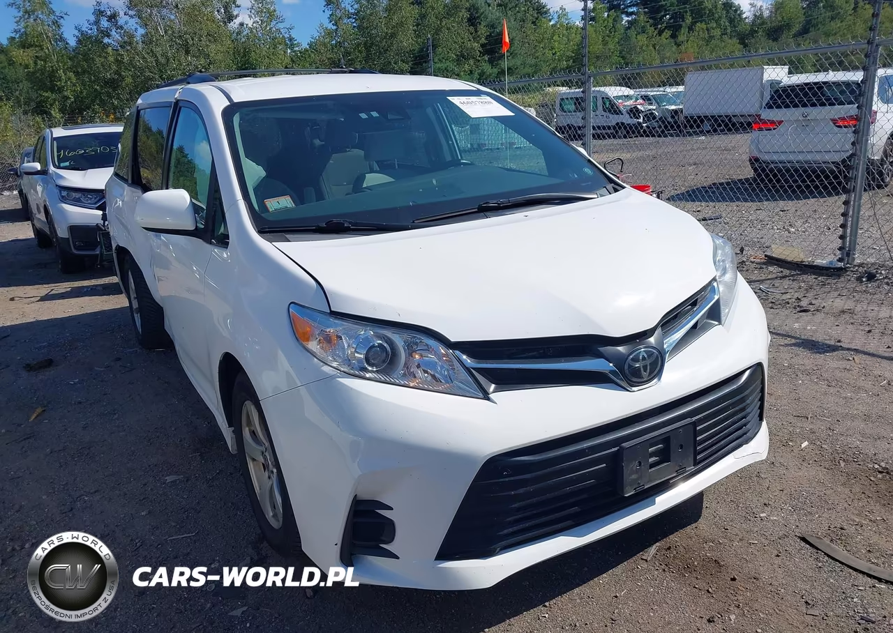 2020 Toyota Sienna Le