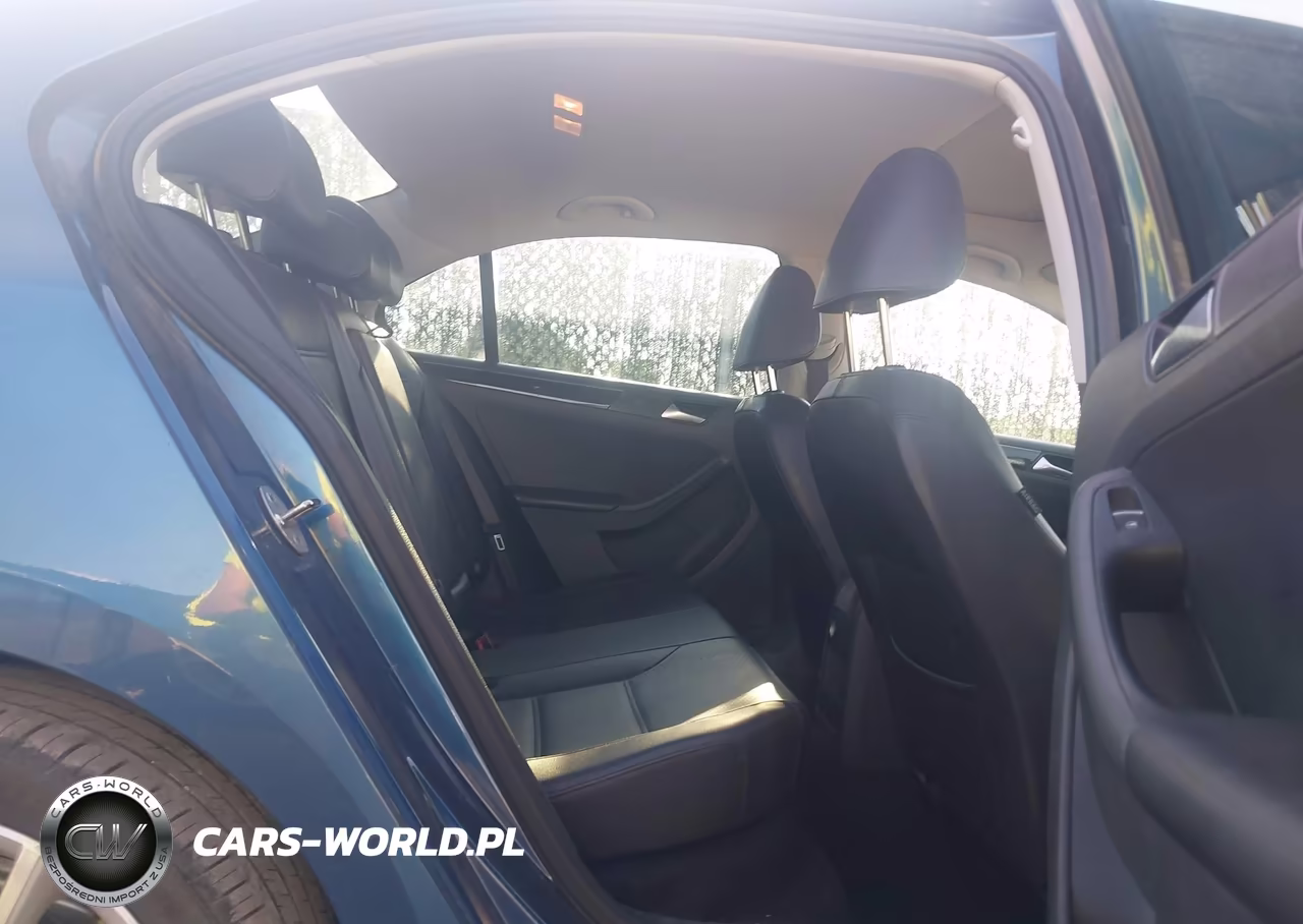 2016 Volkswagen Jetta 1.8T Sel VIN:3VWL07AJ4GM204804 - 8