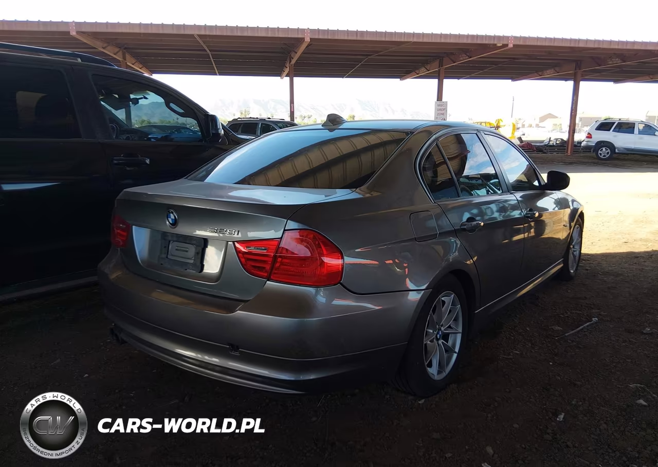 2010 BMW 328I VIN:WBAPH7C5XAE130411 - 4
