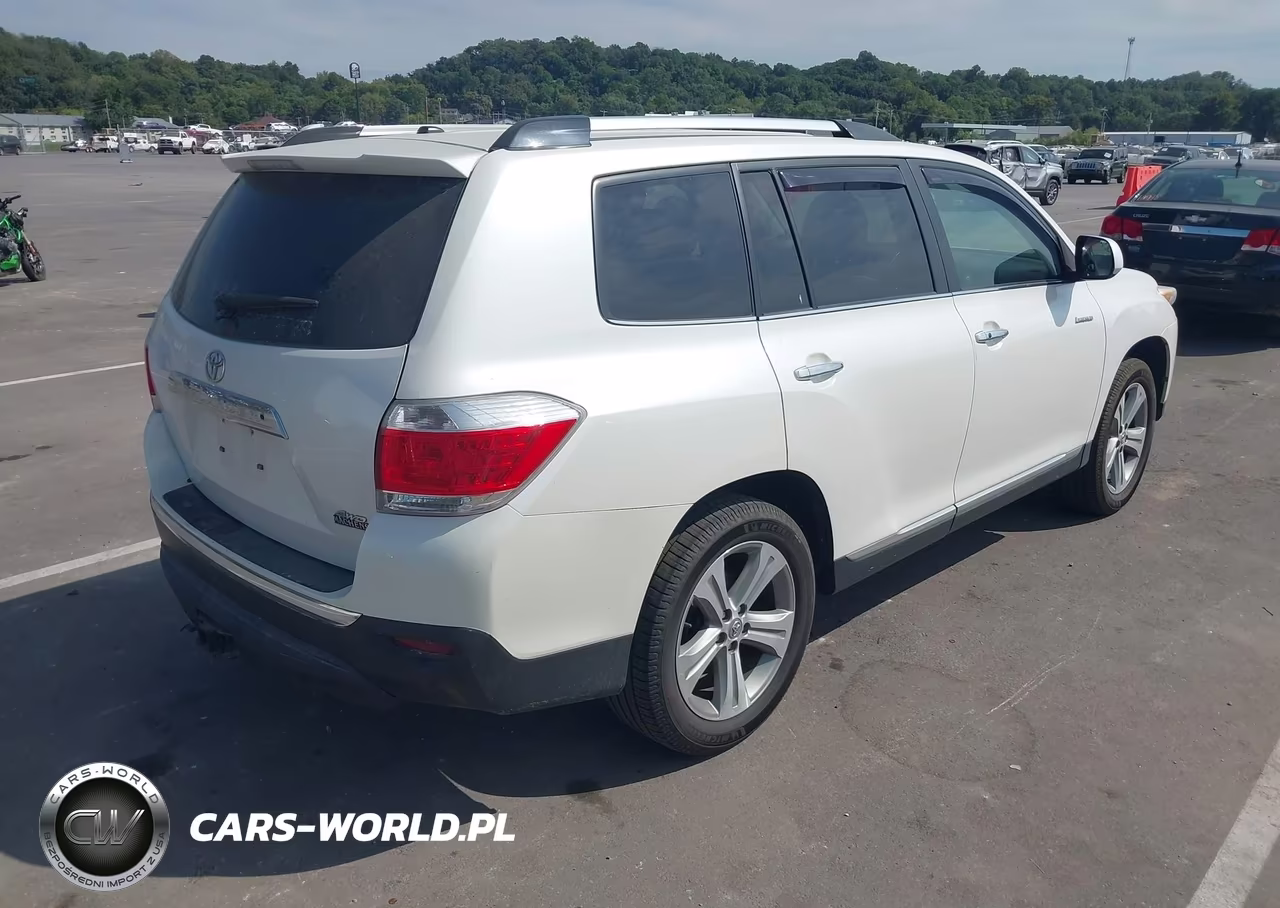 2011 Toyota Highlander Limited V6 VIN:5TDDK3EH4BS079751 - 4