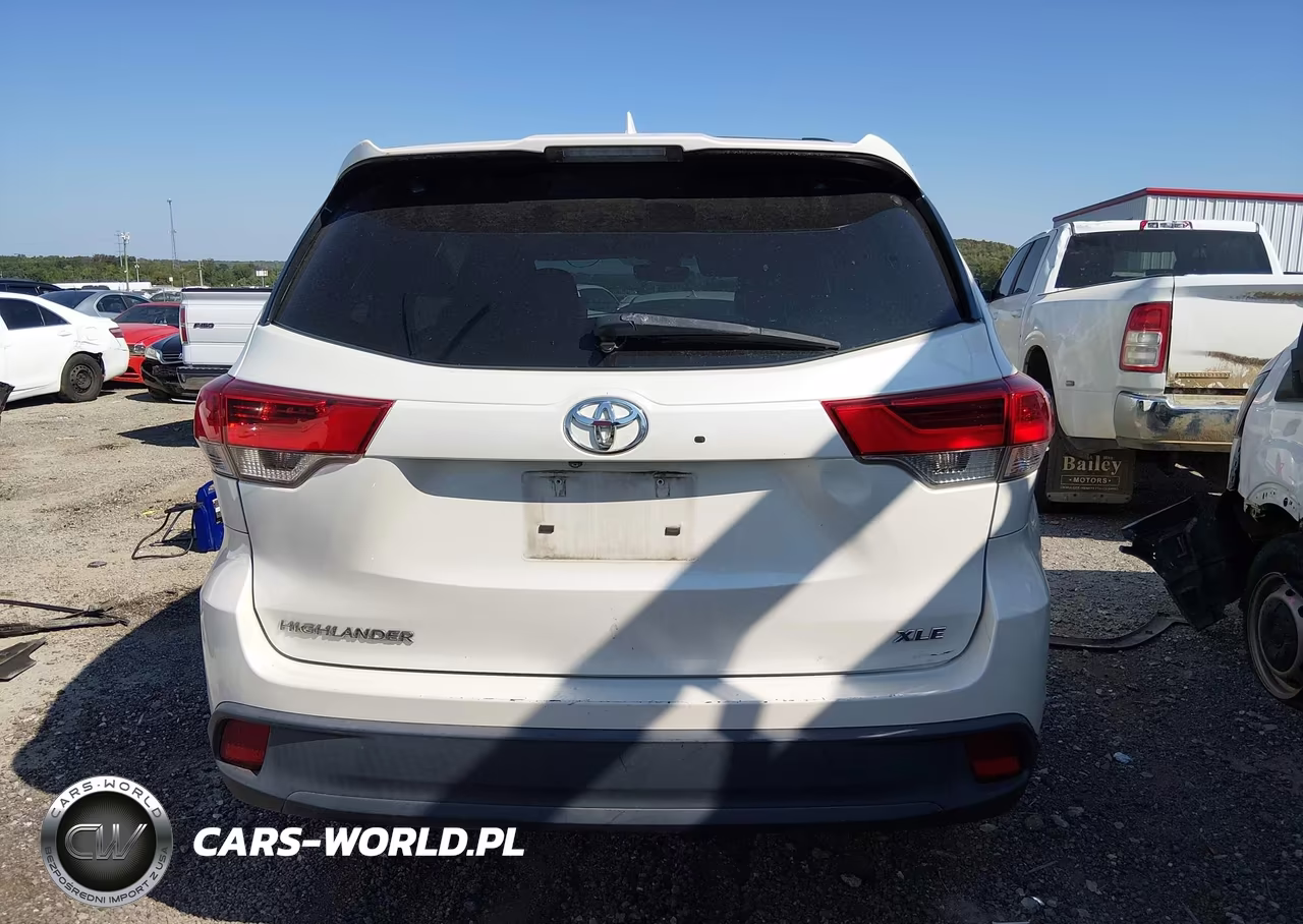 2017 Toyota Highlander Xle VIN:5TDKZRFH6HS516095 - 17