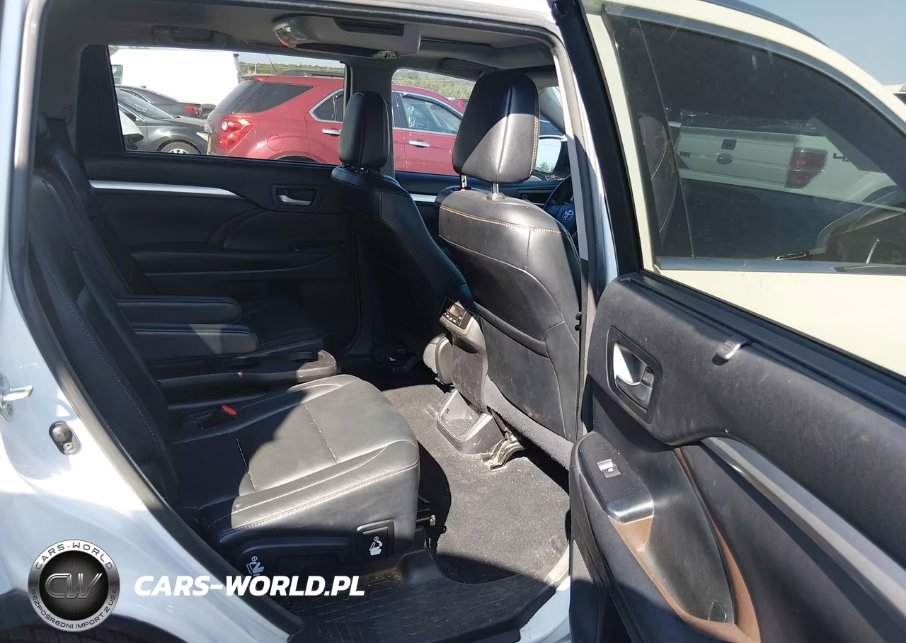 2017 Toyota Highlander Xle VIN:5TDKZRFH6HS516095 - 8