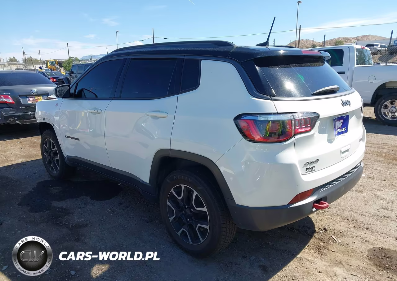 2019 Jeep Compass Trailhawk 4X4 VIN:3C4NJDDB3KT722199 - 3