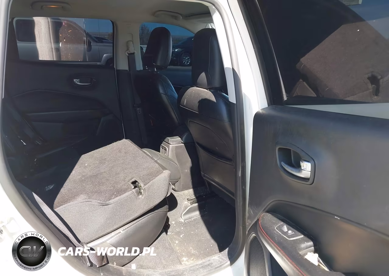2019 Jeep Compass Trailhawk 4X4 VIN:3C4NJDDB3KT722199 - 8