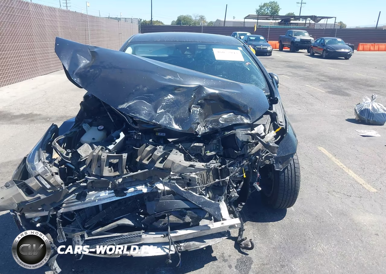 2020 Toyota Prius Prime Limited VIN:JTDKARFPXL3136783 - 11